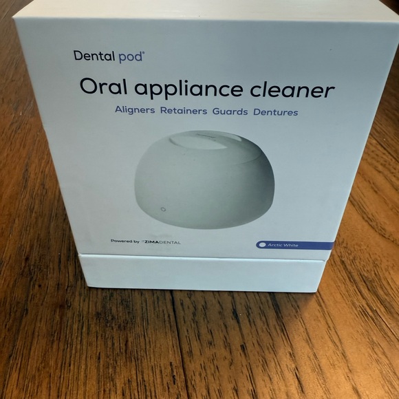 Dental Pod Oral Appliance Cleaner in Arctic White - Picture 3 of 3